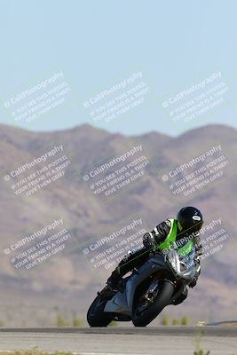 media/Apr-13-2024-SoCal Trackdays (Sat) [[f1617382bd]]/5-Turn 9 Entry (1050am)/